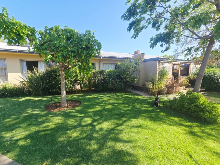4 Bedroom Property for Sale in Fichardt Park Free State